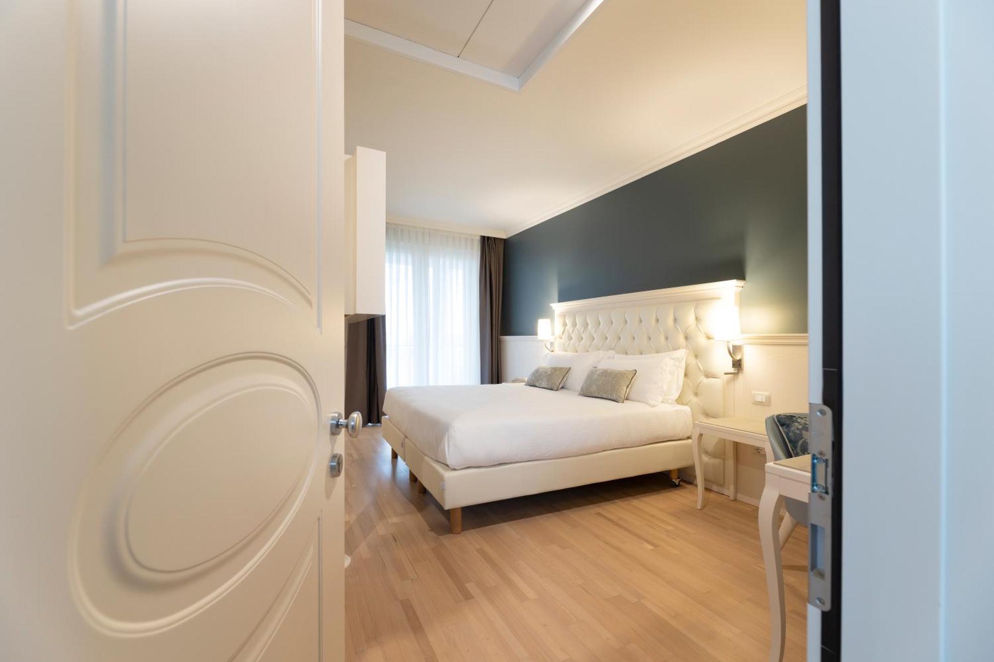 Hotel La Caporala Castel d'Azzano Εξωτερικό φωτογραφία